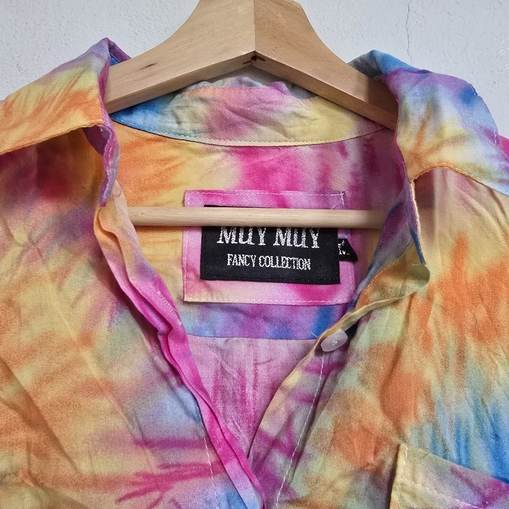 Muy Muy Fancy Tie-Dye Button-Up Cropped Colorful Shirt Size Medium - Picture 11 of 16